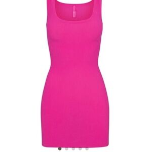 Skims Pink Dress Sz S